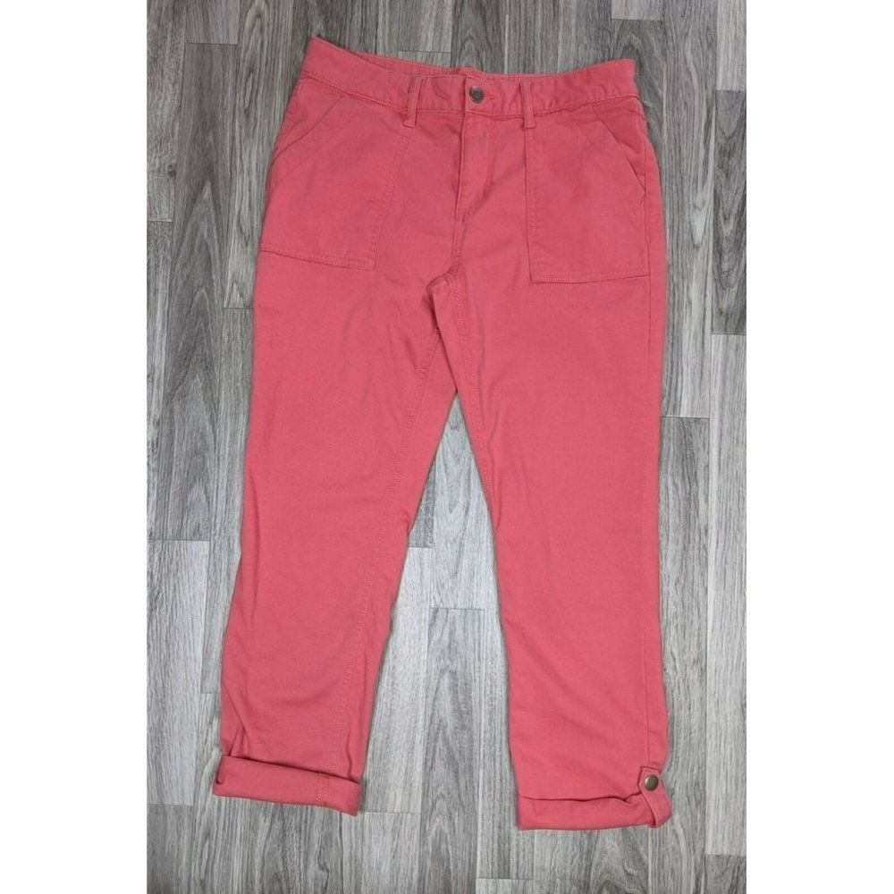 (3/$35) St. John's Bay Womens Size‎ 8 Pockets Roll Tab Straight Legs Pink Pants